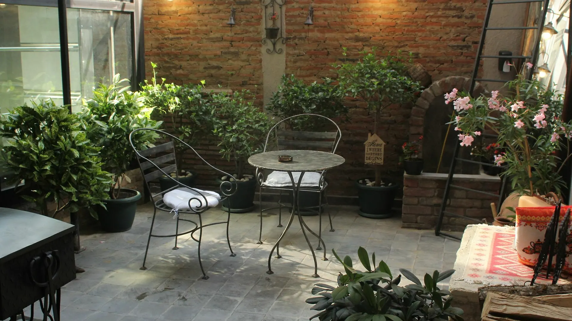 Hotel Piazza Τυφλίδα Γεωργία