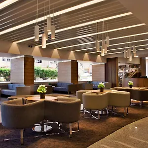 Ramada By Wyndham 4* ליסבון